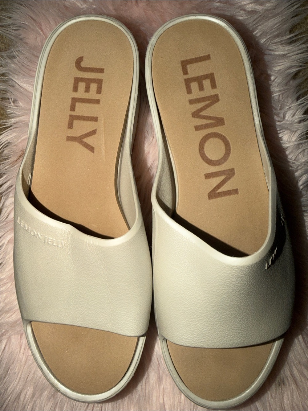 Lemon Jelly Women's Cream Slide Mules